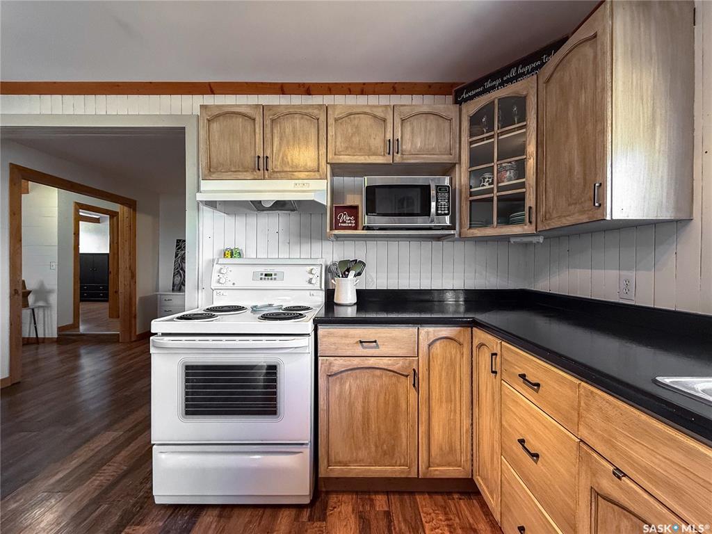 Fifth View of 103 1st Street E, Frontier, Saskatchewan, S0N 0W0