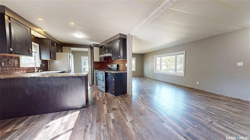 Fourth View of 401 Walsh Street, Maple Creek, Saskatchewan, S0N 1N0