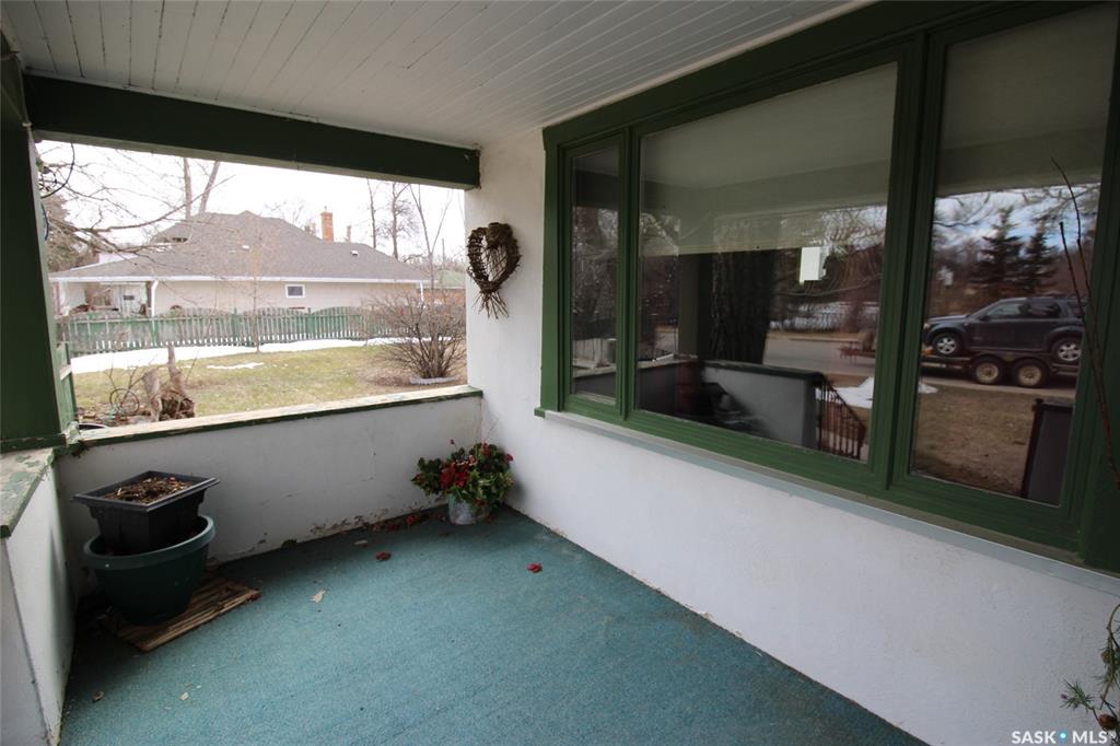 Third View of 663 2nd Street E, Shaunavon, Saskatchewan, S0N 2M0