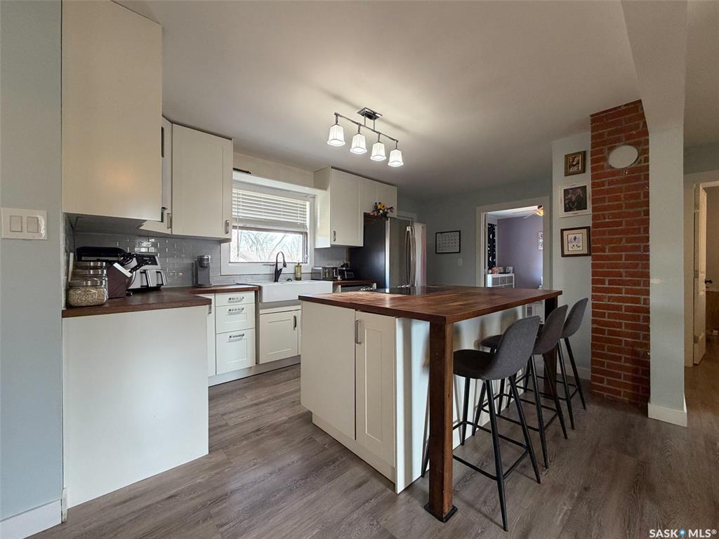 Second View of 442 Front Street W, Eastend, Saskatchewan, S0N 0T0