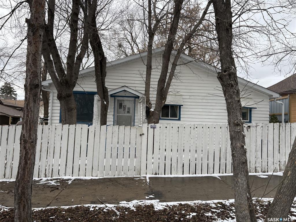 MLS® listing #SK032088 for sale located at 1088 Wolfe Avenue