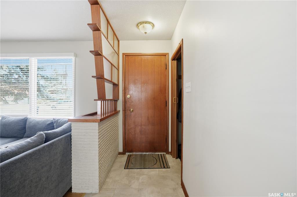 Second View of 3 A 3 B Bateman Crescent, Greystone Heights, Saskatoon, Saskatchewan, S7H 3C7