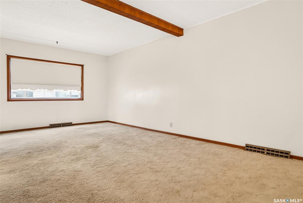 Fourth View of 528 Athabasca Street E, Hillcrest MJ, Moose Jaw, Saskatchewan, S6H 0M1