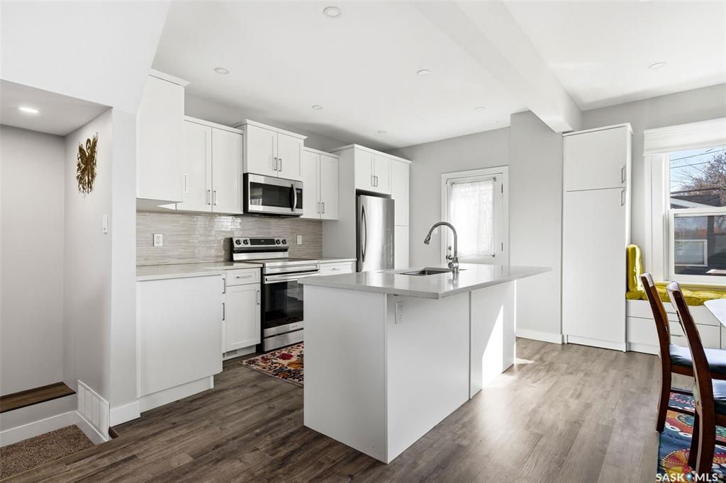 3809 Victoria Avenue, SK032171, Saskatchewan,