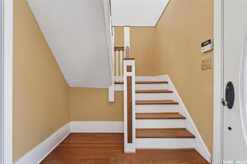 Third View of 408 10th Street E, Midtown, Prince Albert, Saskatchewan, S6V 0Z4