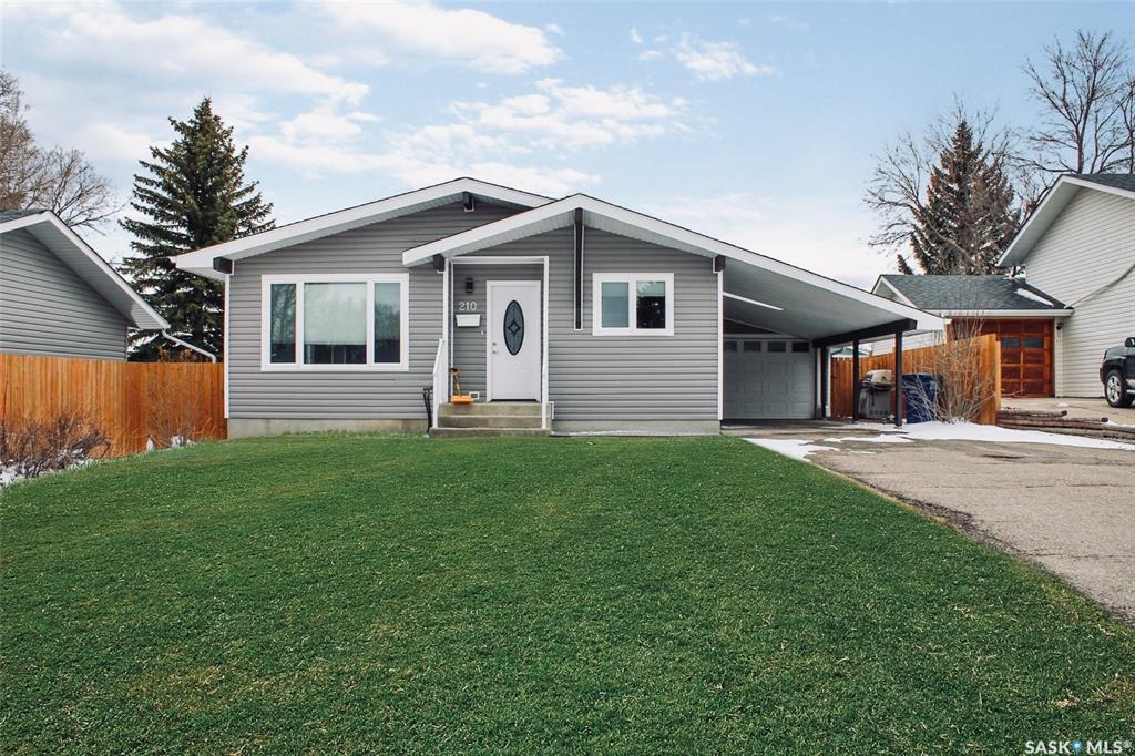 210 Clinton Place, SK032196, Saskatchewan,