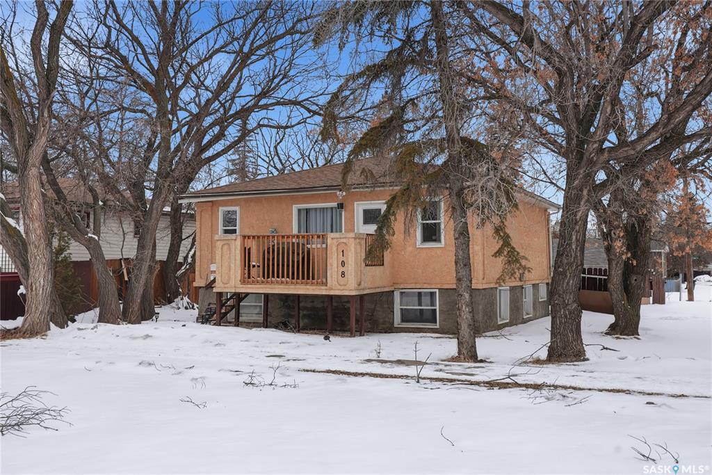 108 Dunlop Street, SK032232, Saskatchewan,