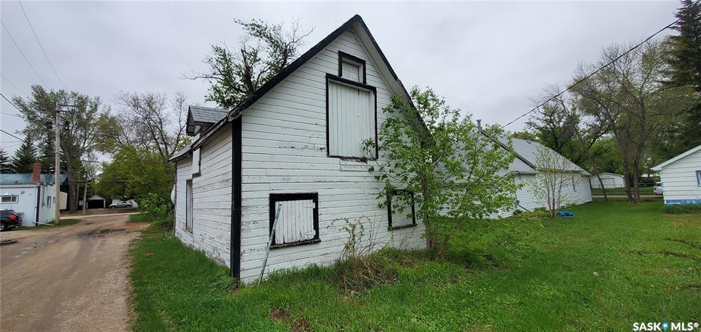 Second View of 723 Anderson Street, Grenfell, Saskatchewan, S0G 2B0