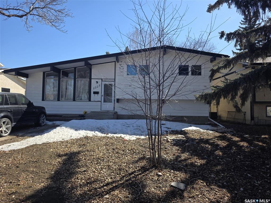 MLS® listing #SK032327 for sale located at 2225 Bedford Avenue E