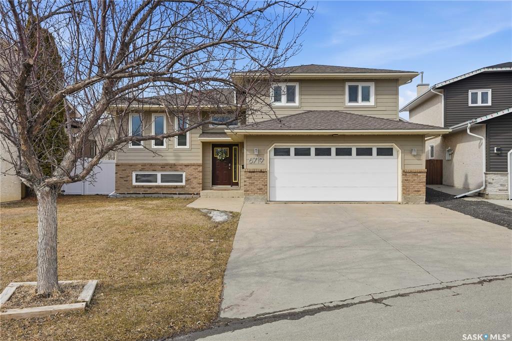 6719 Maplecrest Place #Place, SK032404, Saskatchewan,