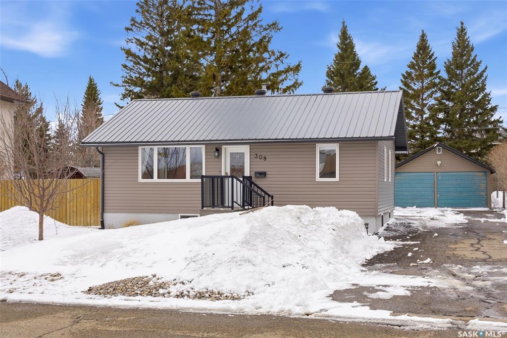 MLS® listing #SK032438 for sale located at 308 Lewis Street