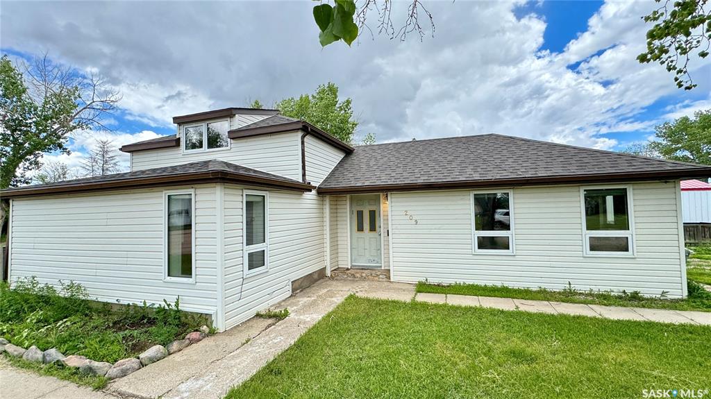 209 1st Street E, SK032521, Saskatchewan,