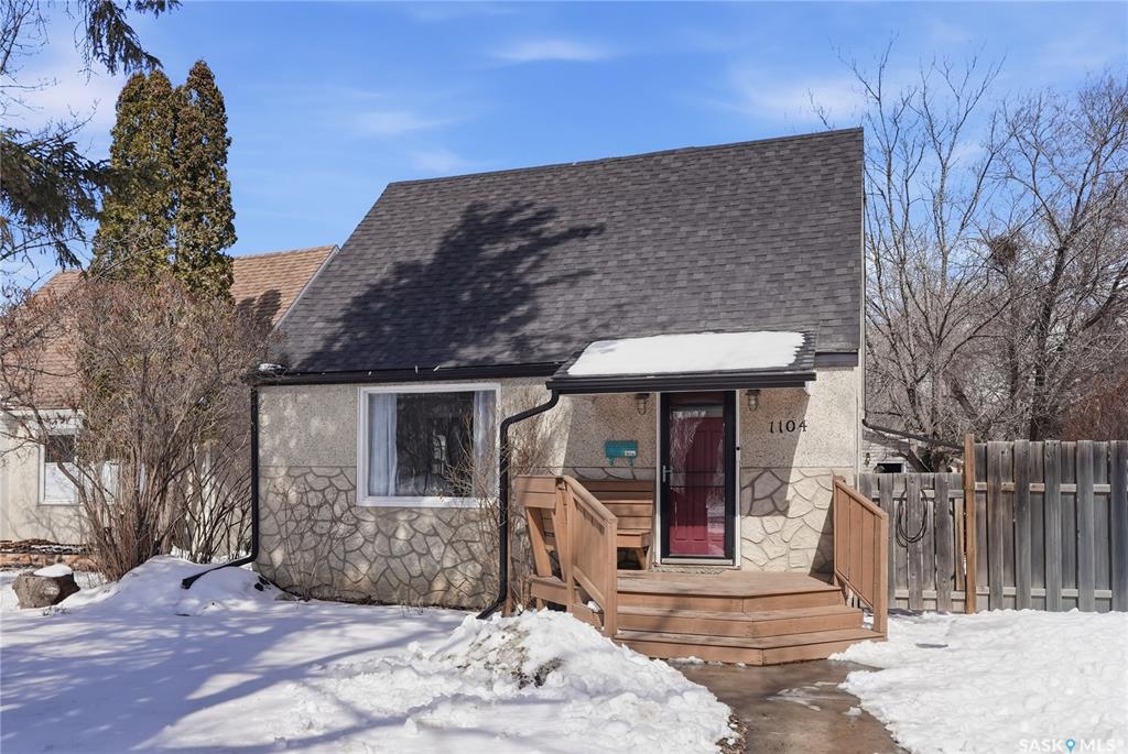 1104 33rd Street E, SK032570, Saskatchewan,