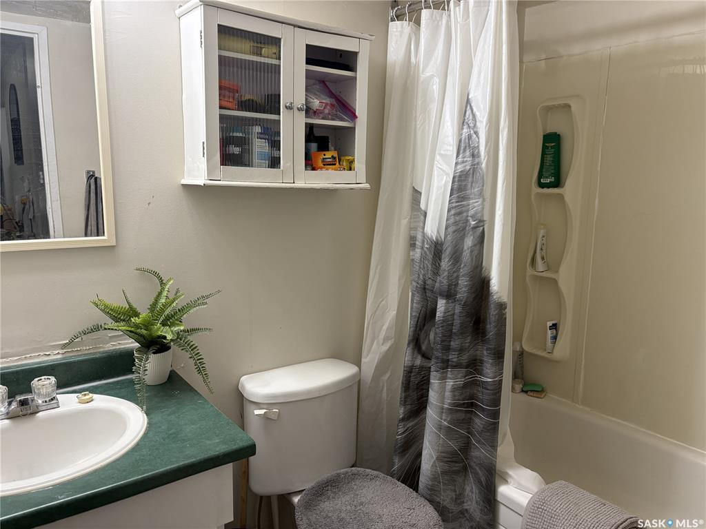 Third View of 550 Laurier Street #104, Central MJ, Moose Jaw, Saskatchewan, S6H 6X6