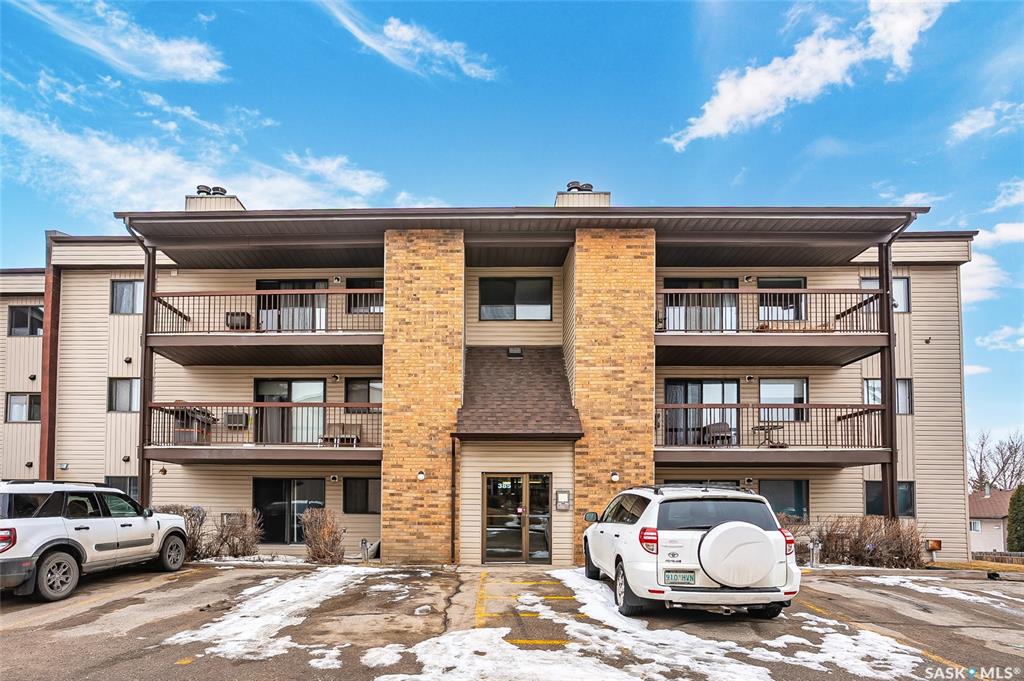 385 Kingsmere Boulevard #304, SK032661, Saskatchewan,