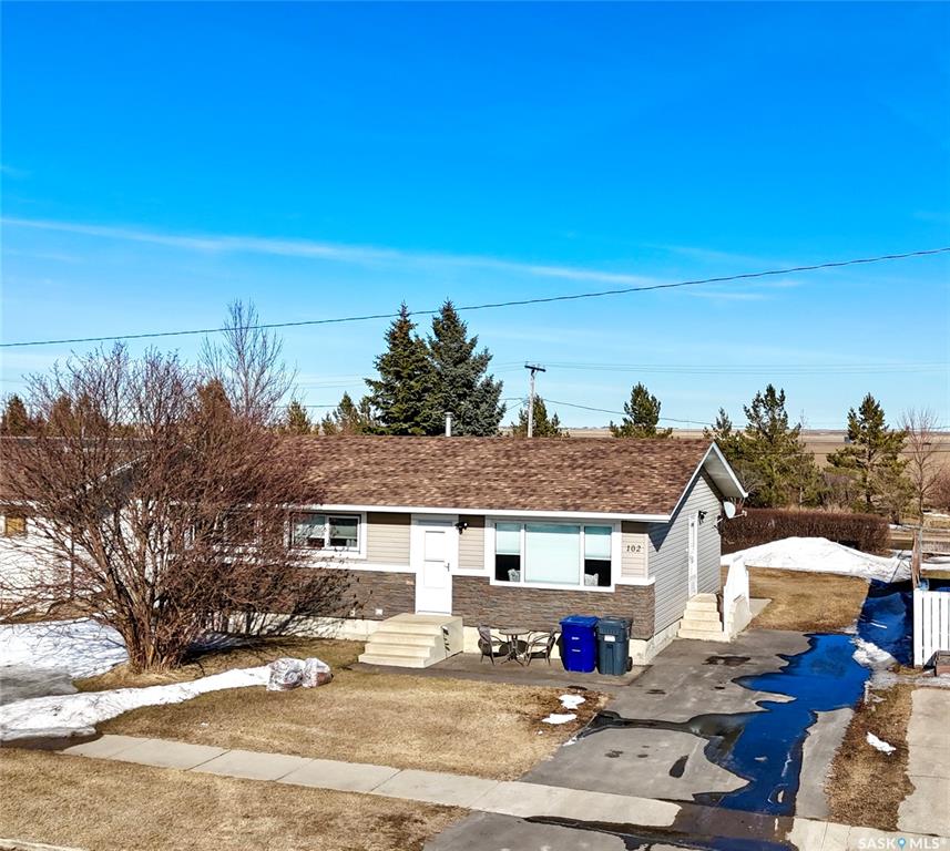102 Government Road, SK032694, Saskatchewan,