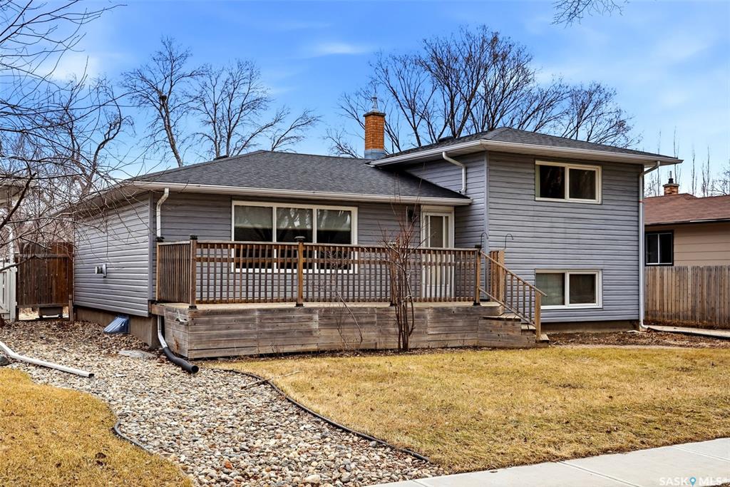 MLS® listing #SK032701 for sale located at 25 Knowles Crescent