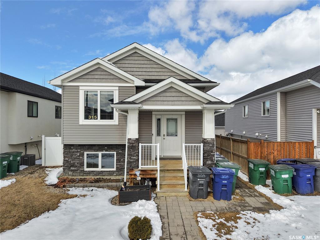 315 Rosewood Boulevard W, SK032735, Saskatchewan,