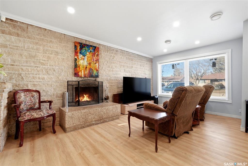 Fourth View of 321 Elphinstone Street, Regent Park, Regina, Saskatchewan, S4R 3W7