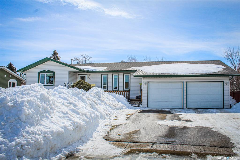 305 Churchill Drive, SK032812, Saskatchewan,
