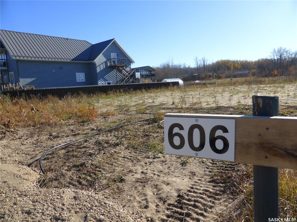 606 Lakeshore Drive, SK032840, Saskatchewan,