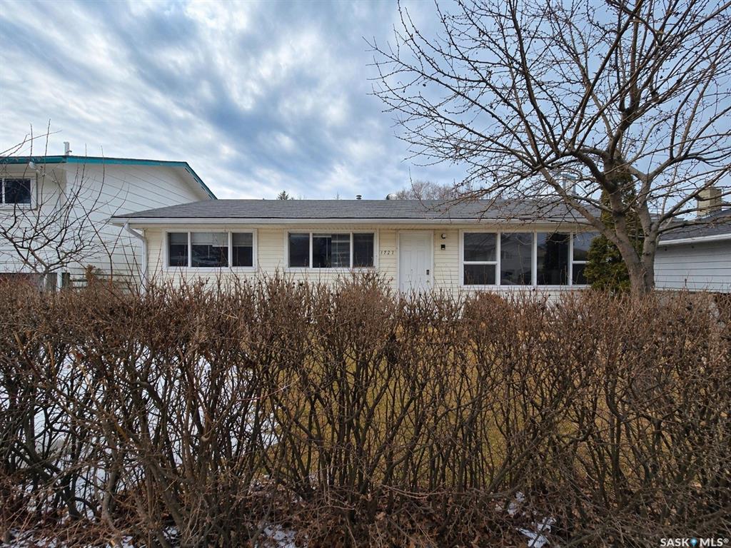 1721 E Avenue, SK032857, Saskatchewan,