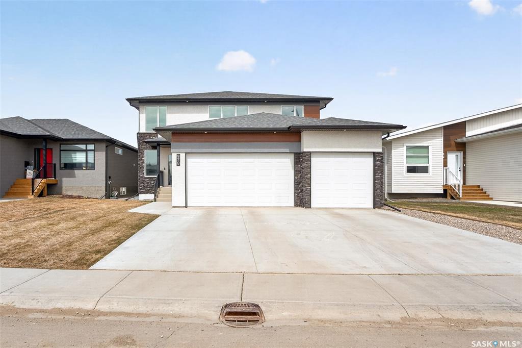 MLS® listing #SK032861 for sale located at 978 Maplewood Drive