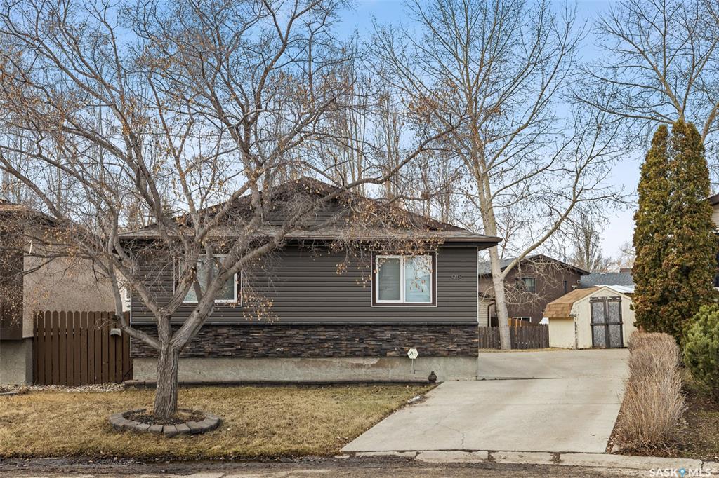 MLS® listing #SK032882 for sale located at 918 East Bay