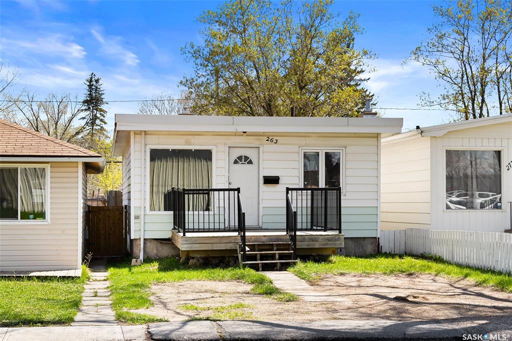 263 Mcintyre Street, SK032902, Saskatchewan,