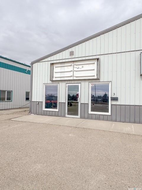 405 N Service Road W #3, SK032978, Saskatchewan,