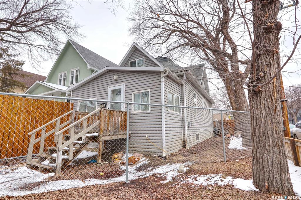 MLS® listing #SK033020 for sale located at 1879 St John Street