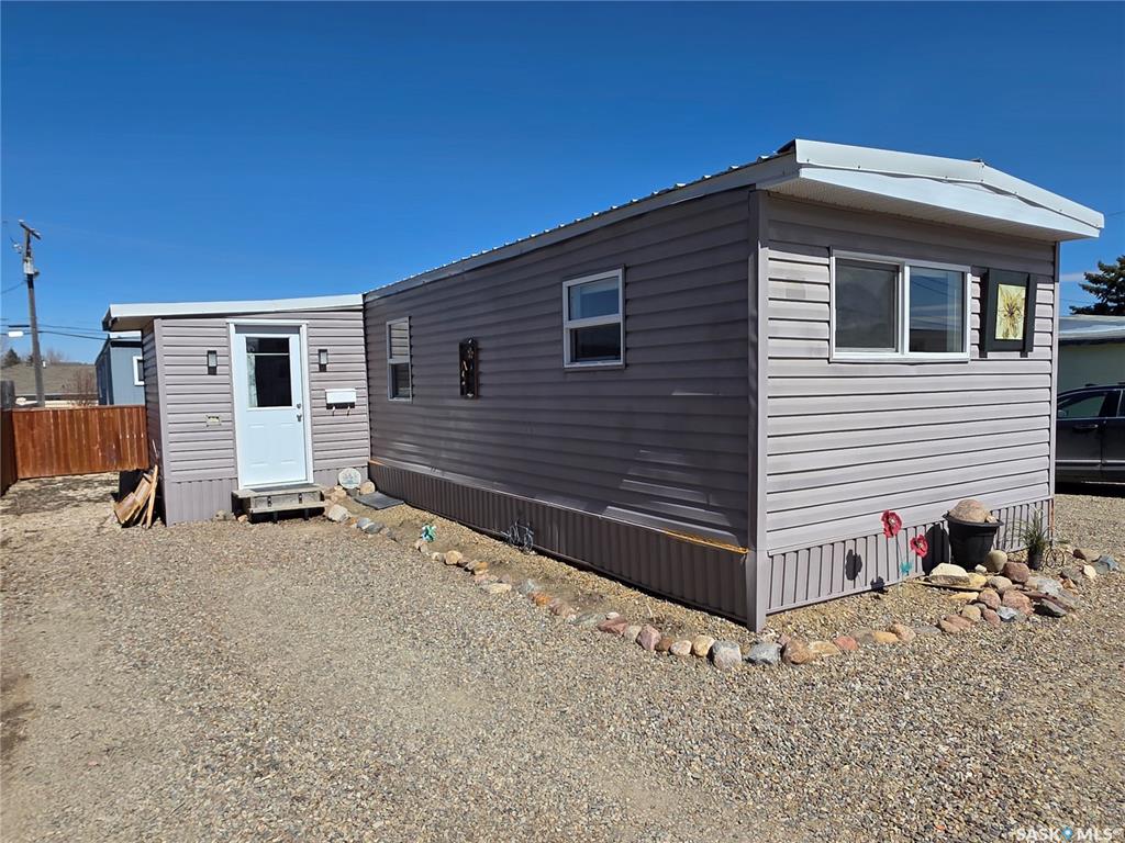 73 Robert Street W #B12, SK033052, Saskatchewan,