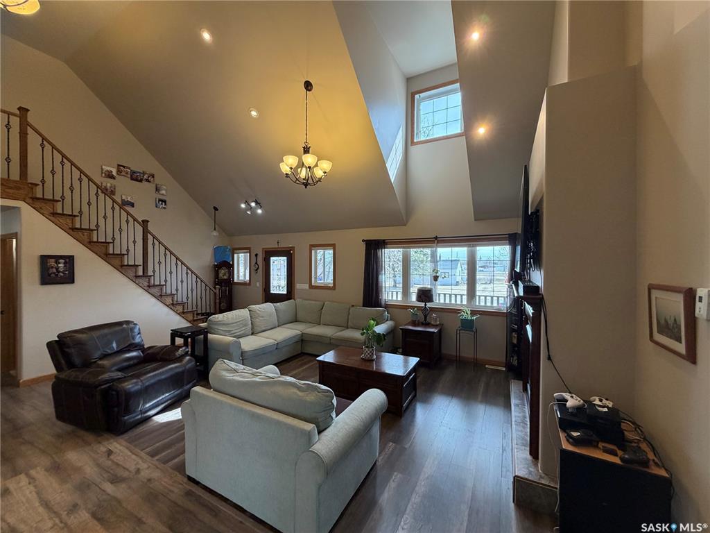 Fourth View of 809 Spencer Street, Carnduff, Saskatchewan, S0C 0S0