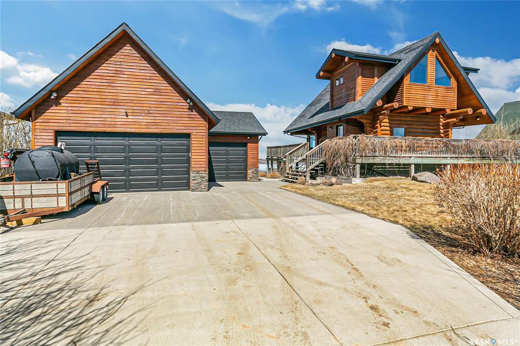 MLS® listing #SK033058 for sale located at 112 114 Dogwood Drive