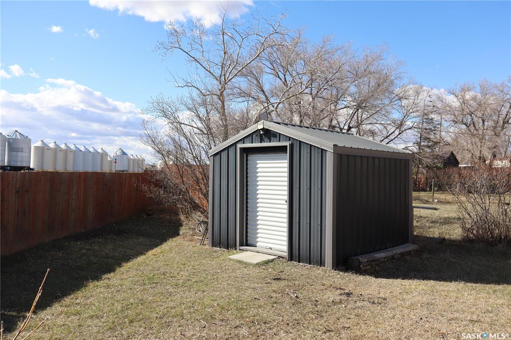 Second View of 302 Columbus Drive, Rockglen, Saskatchewan, S0H 3R0