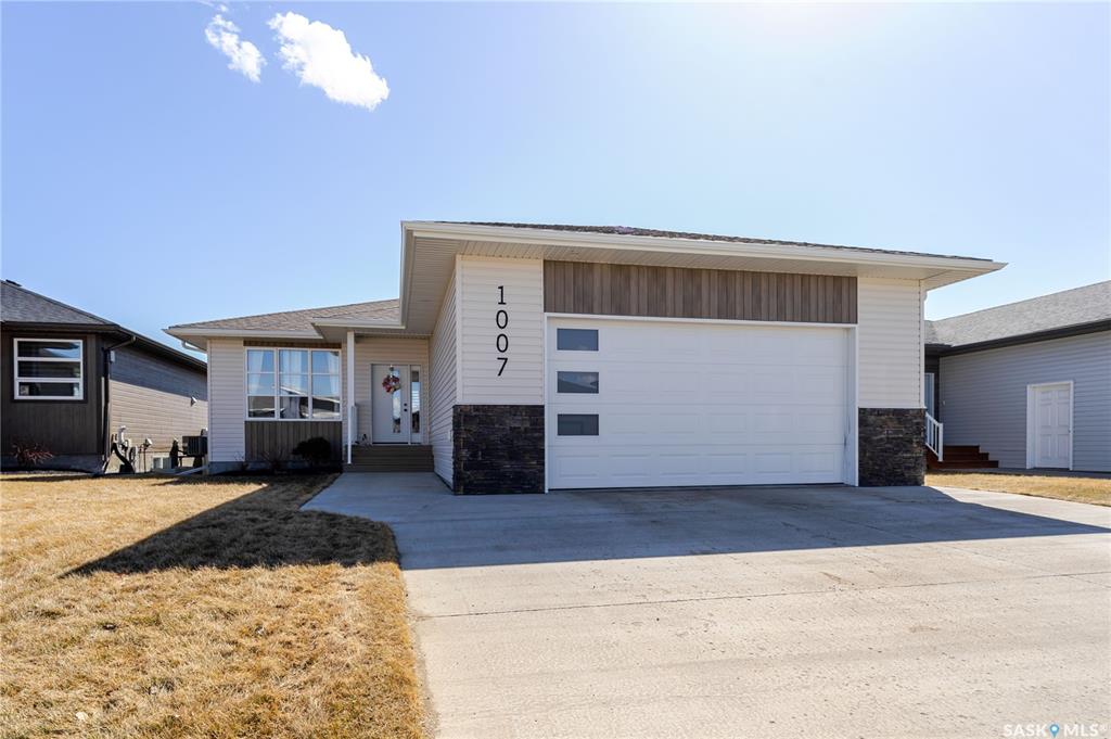 1007 Maplewood Drive, SK033157, Saskatchewan,