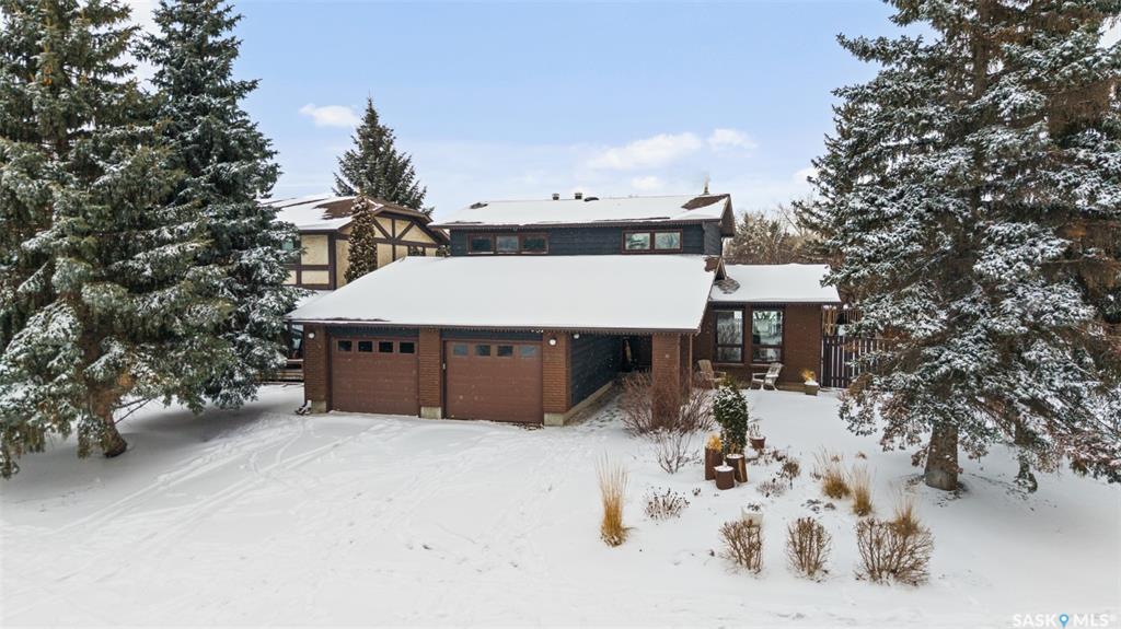 MLS® listing #SK033204 for sale located at 2002 Braun Bay E