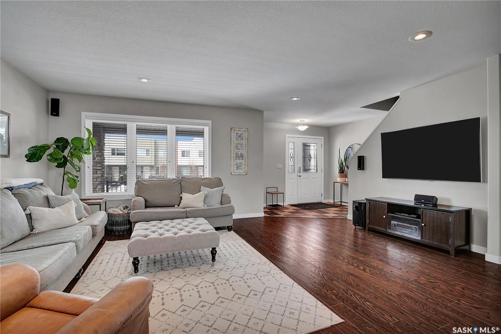 Fifth View of 158 Cornish Road, Stonebridge, Saskatoon, Saskatchewan, S7T 0K4