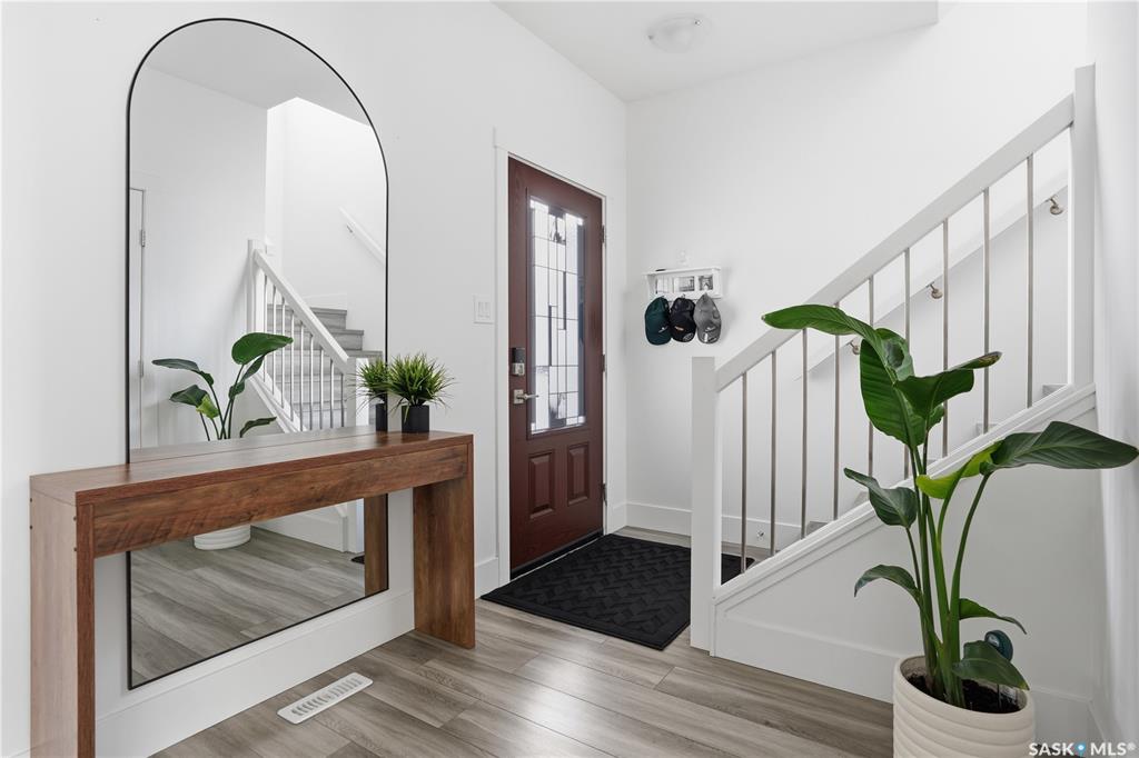 Third View of 1037 Maplewood Drive, Westheath, Moose Jaw, Saskatchewan, S6J 0E4