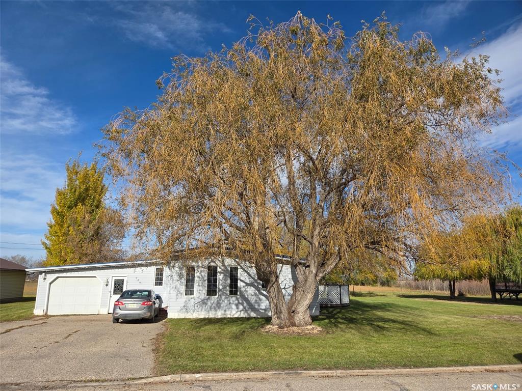 720 Maple Drive, SK033359, Saskatchewan,