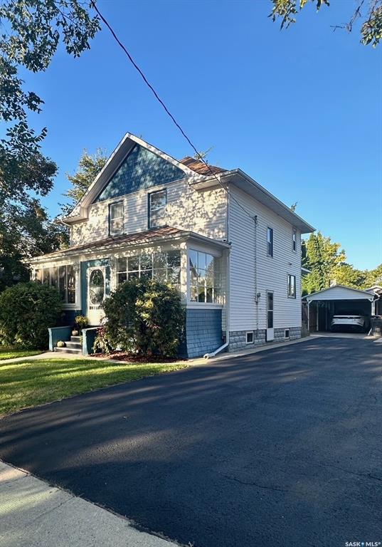 Third View of 216 Second Avenue N, Yorkton, Saskatchewan, S3N 1G7