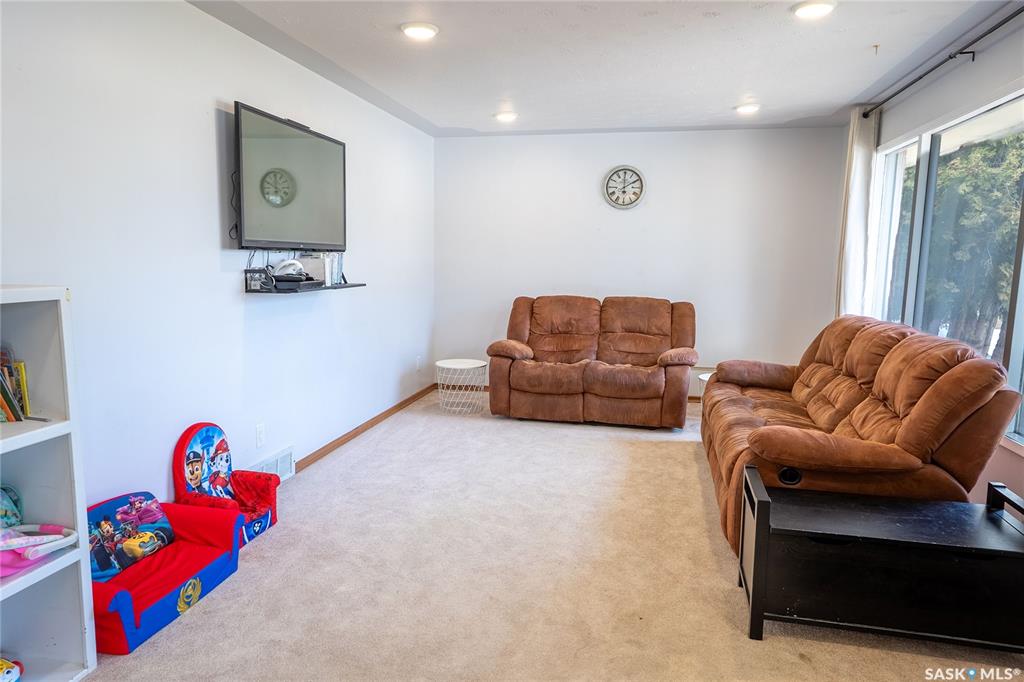 Fifth View of 104 2nd Avenue, Rosthern, Saskatchewan, S0K 3R0