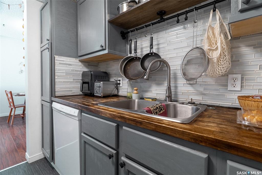 Fifth View of 3420 Park Street E #112, University Park, Regina, Saskatchewan, S4V 2M9