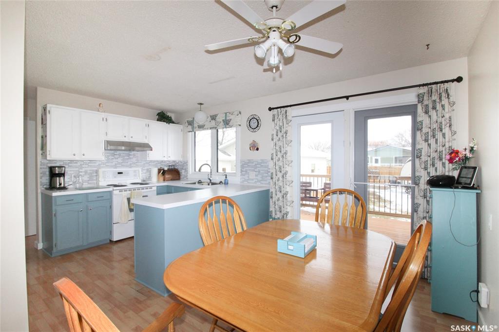 Second View of 612 9th Street W, Shaunavon, Saskatchewan, S0N 2M0