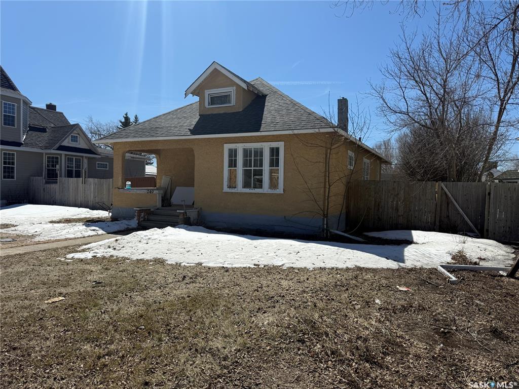 249 8th Avenue W, SK033490, Saskatchewan,