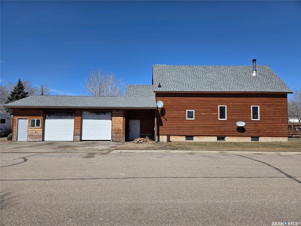 214 W 1st Street, SK033501, Saskatchewan,
