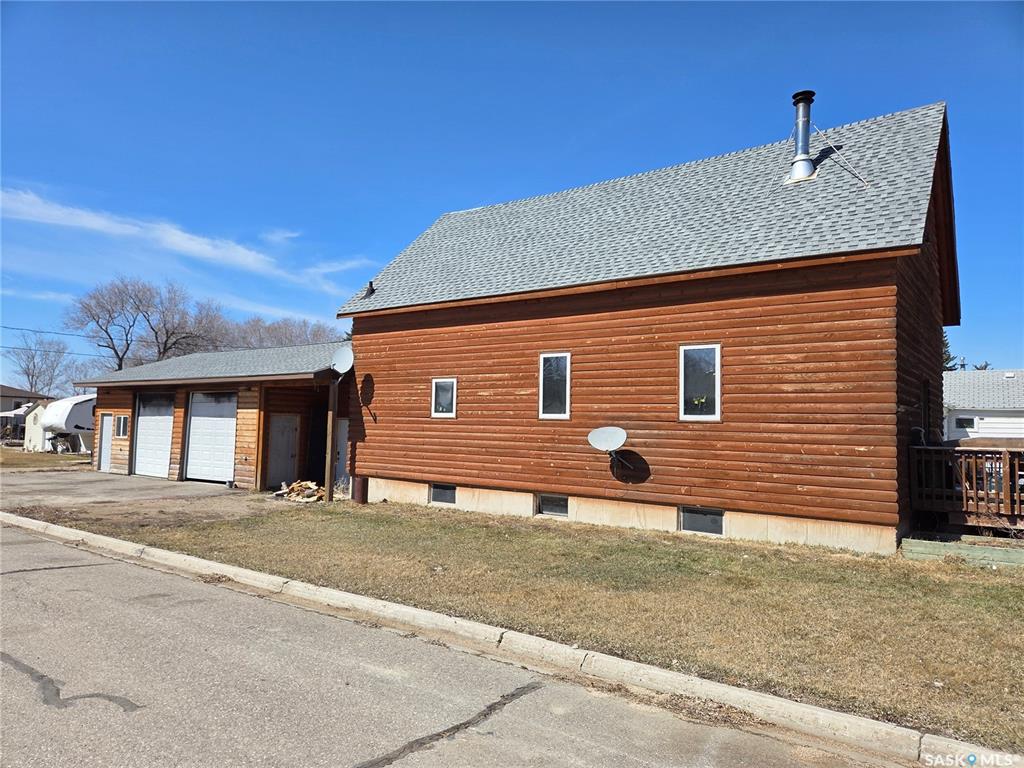 Second View of 214 W 1st Street, Alida, Saskatchewan, S0C 0B0