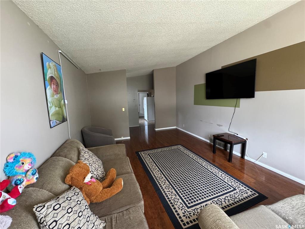 Third View of 545 5th Street N, Weyburn, Saskatchewan, S4H 0Z9