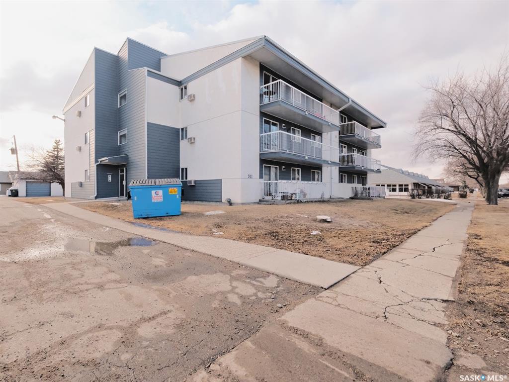 Second View of 311 1st Street W #203, Rosetown, Saskatchewan, S0L 2V0