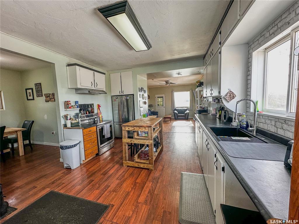 Fourth View of 464 1st Avenue E, Melville, Saskatchewan, S0A 2P0